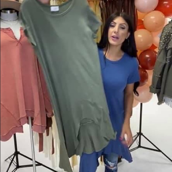 Fantastic Fawn/Peach Love dress size Large NWT - Picture 3 of 3